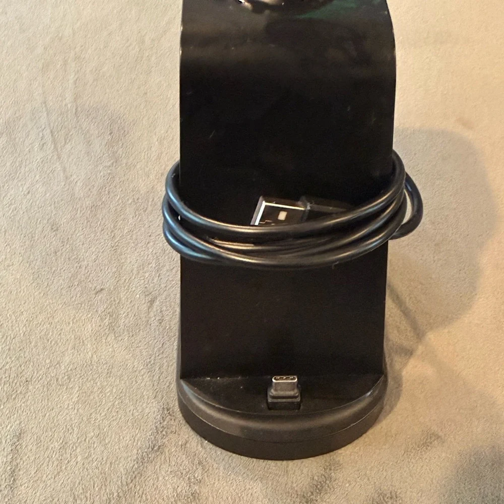 Samsung smr900 40mm sapphire crystal and accessories